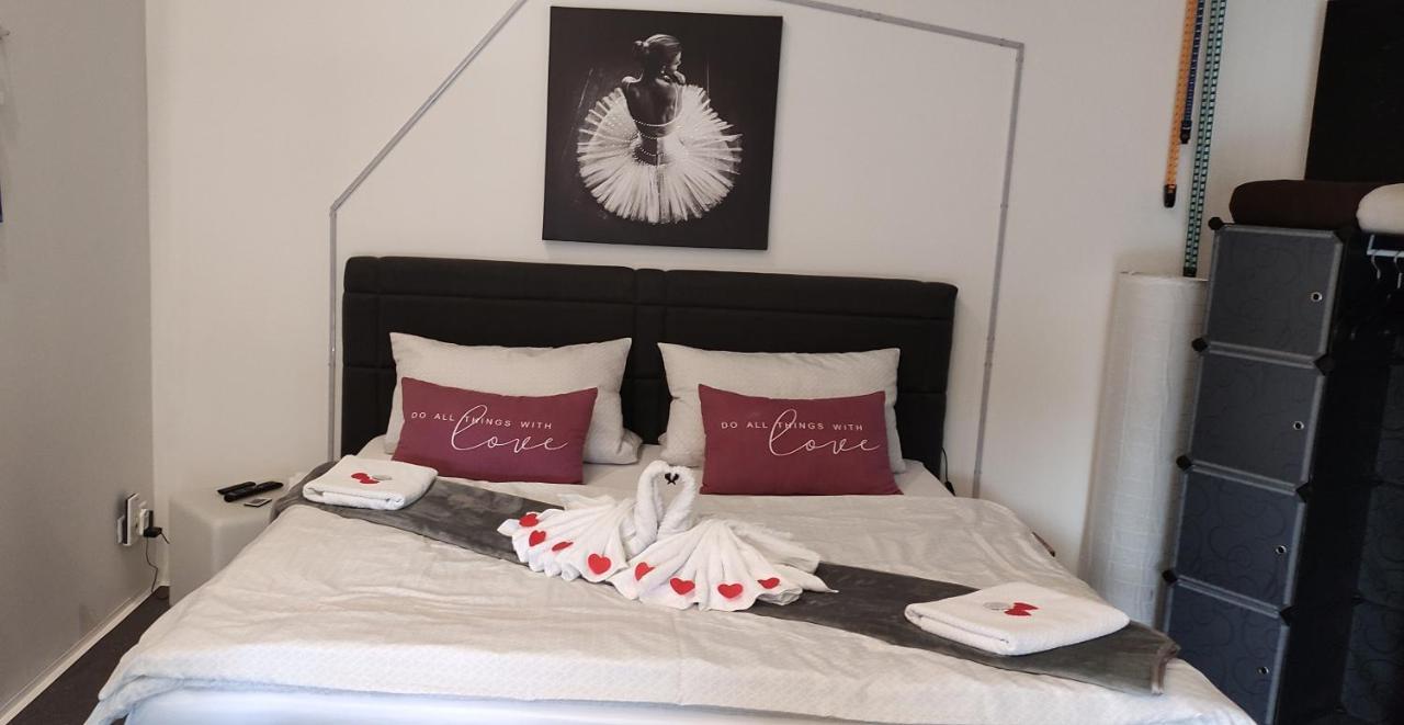 Speichersdorf Studio Appartement מראה חיצוני תמונה